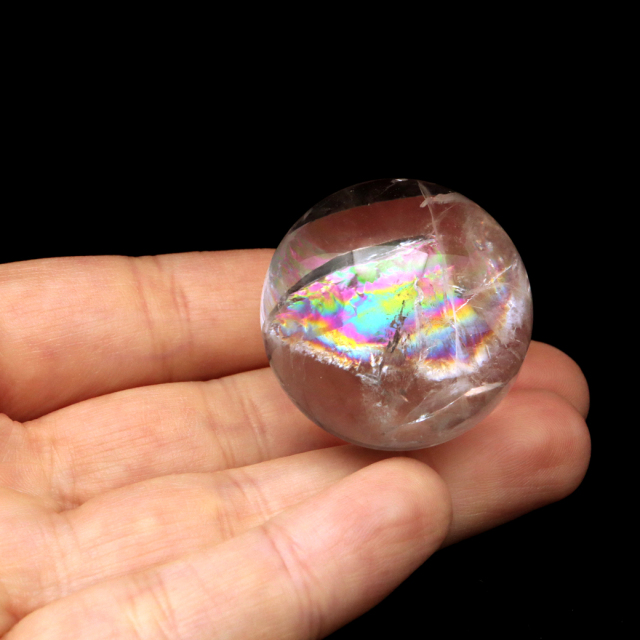 アイリスクォーツ 丸玉 水晶 虹入り AA 天然 台座付き レインボー パワーストーン 天然石 1点もの 置き物 玉 球 本物 風水 グッズ 占い
