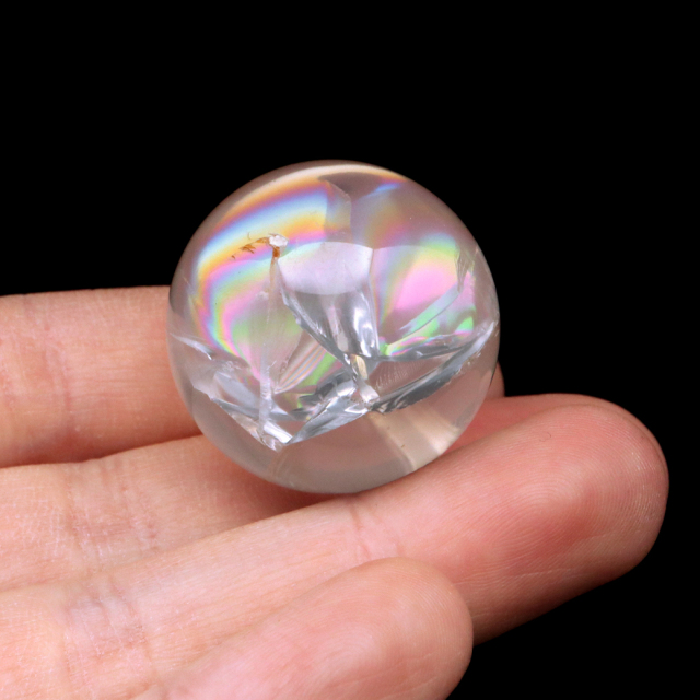 アイリスクォーツ 丸玉 水晶 虹入り AA 天然 台座付き レインボー パワーストーン 天然石 1点もの 置き物