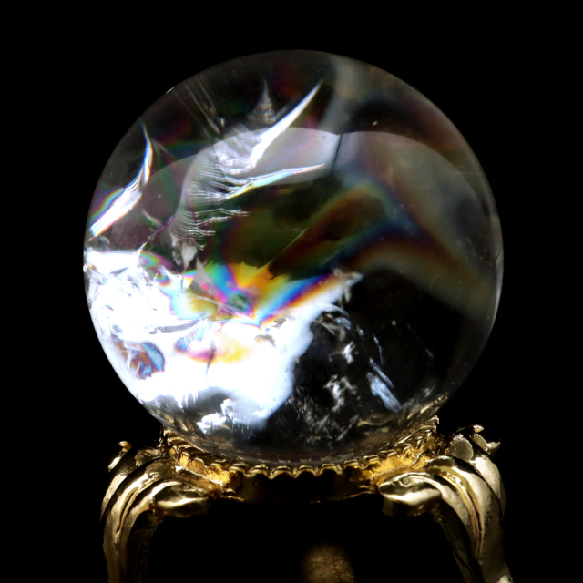 アイリスクォーツ 丸玉 水晶 虹入り AA 天然 台座付き レインボー パワーストーン 天然石 1点もの 置き物