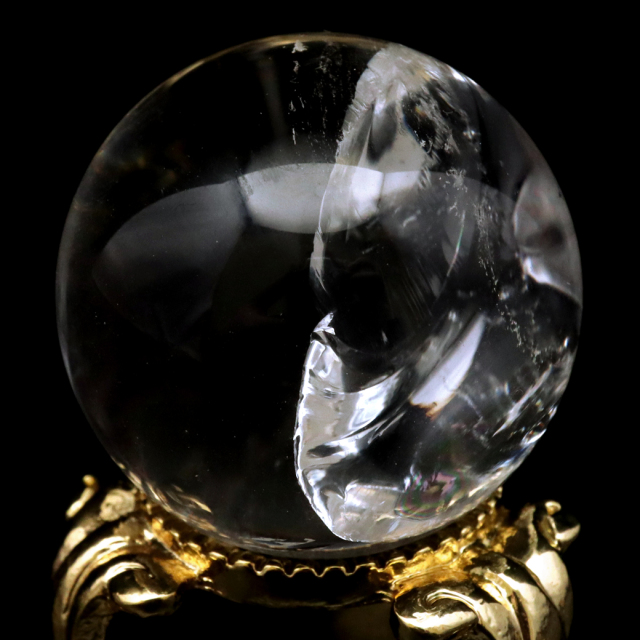 アイリスクォーツ 丸玉 水晶 虹入り AA 天然 台座付き レインボー パワーストーン 天然石 1点もの 置き物