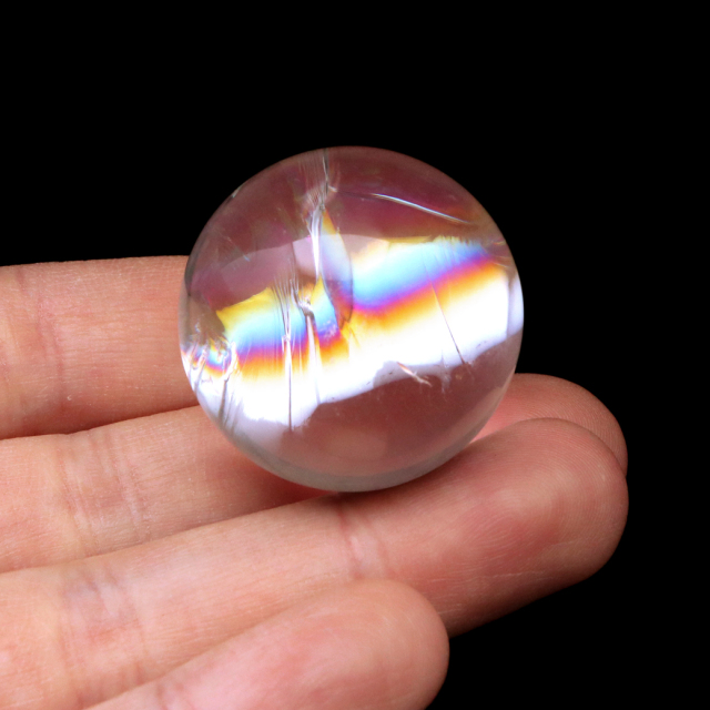 アイリスクォーツ 丸玉 水晶 虹入り AA 天然 台座付き レインボー パワーストーン 天然石 1点もの 置き物