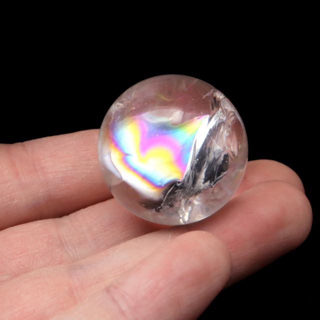 アイリスクォーツ 丸玉 水晶 虹入り AA 天然 台座付き レインボー パワーストーン 天然石 1点もの 置き物 玉 球 本物 風水