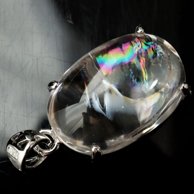 アイリスクォーツ 虹入り 水晶 ペンダント高品質 チェーン付き パワーストーン