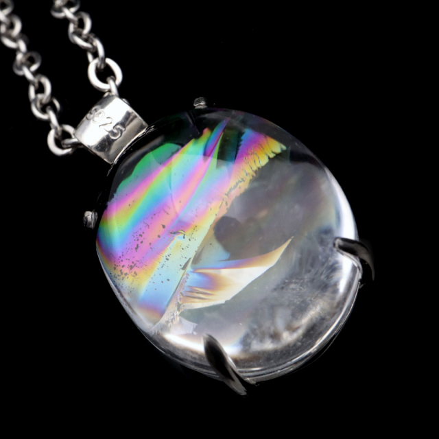 アイリスクォーツ 虹入り 水晶 ネックレス AAA 天然石 ペンダント高品質 Silver925 チェーン付き
