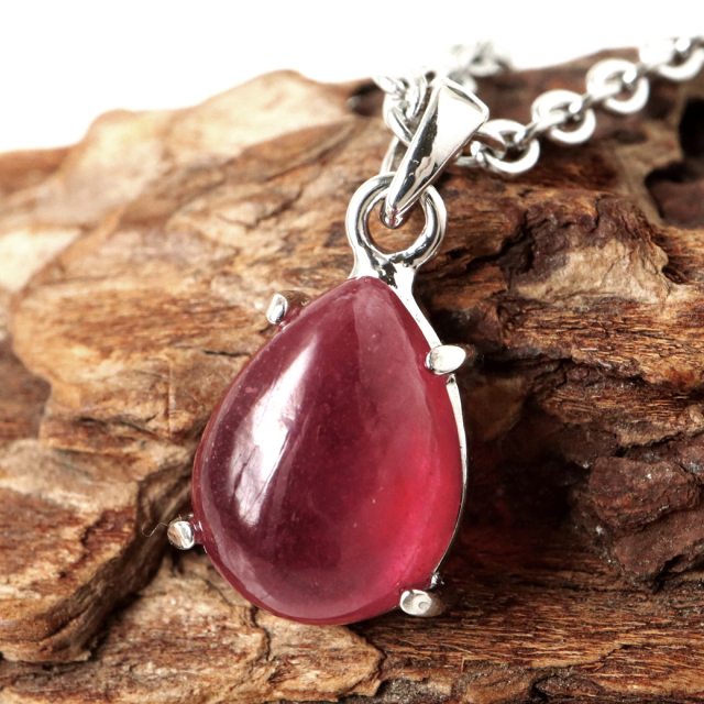 ルビー ペンダント 宝石質 SILVER925 しずく ドロップ ミャンマー産 天然石 1点物 Ruby 7月 誕生石