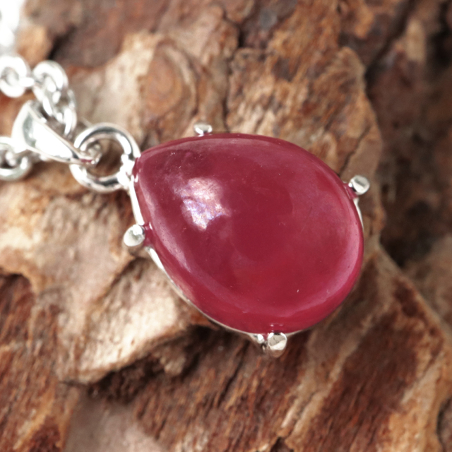 ルビー ペンダント 宝石質 SILVER925 しずく ドロップ ミャンマー産 天然石 1点物 Ruby 7月 誕生石