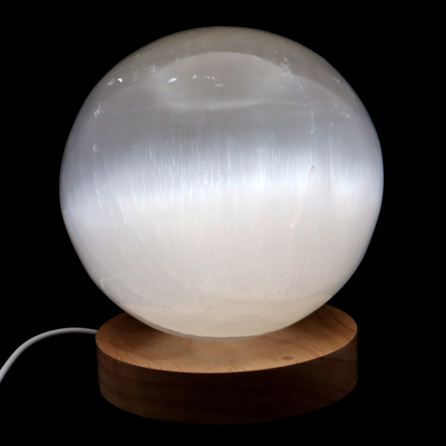 セレナイト 丸玉 LEDライト 台座付き 大玉 直径約11cm モロッコ産 キャッツアイセレナイト 置き物 透石膏