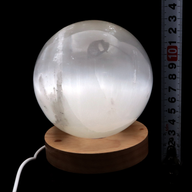 セレナイト 丸玉 LEDライト 台座付き 大玉 直径約10cm モロッコ産 キャッツアイセレナイト 置き物 透石膏