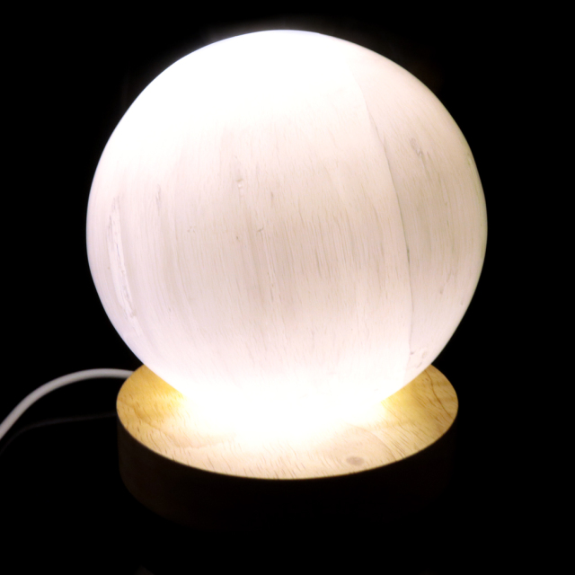 セレナイト 丸玉 LEDライト 台座付き 大玉 直径約10cm モロッコ産 キャッツアイセレナイト 置き物 透石膏
