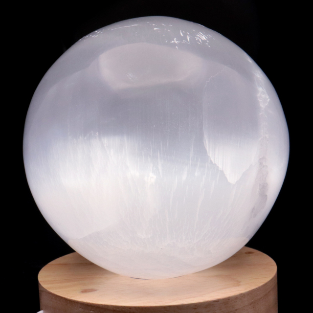 セレナイト 丸玉 LEDライト 台座付き 大玉 直径約10cm モロッコ産 キャッツアイセレナイト 置き物 透石膏