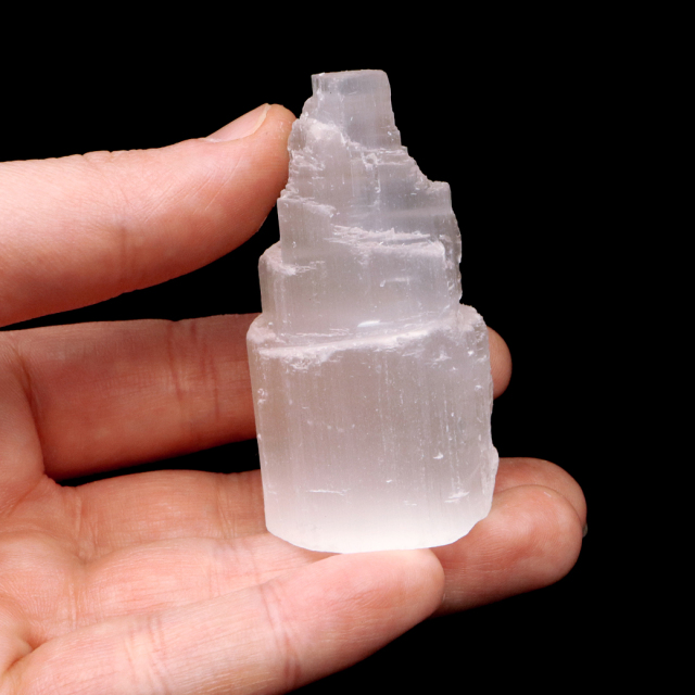 セレナイト 原石 ポイント モロッコ産 天然石 置き物 1個売り 透石膏 selenite