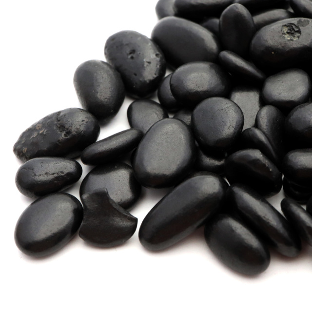 シュンガイト さざれ石 本物 チップ 中サイズ 100g シュンガ石 カレリア共和国産 フラーレン炭素 Shungite 天然石 パワーストーン