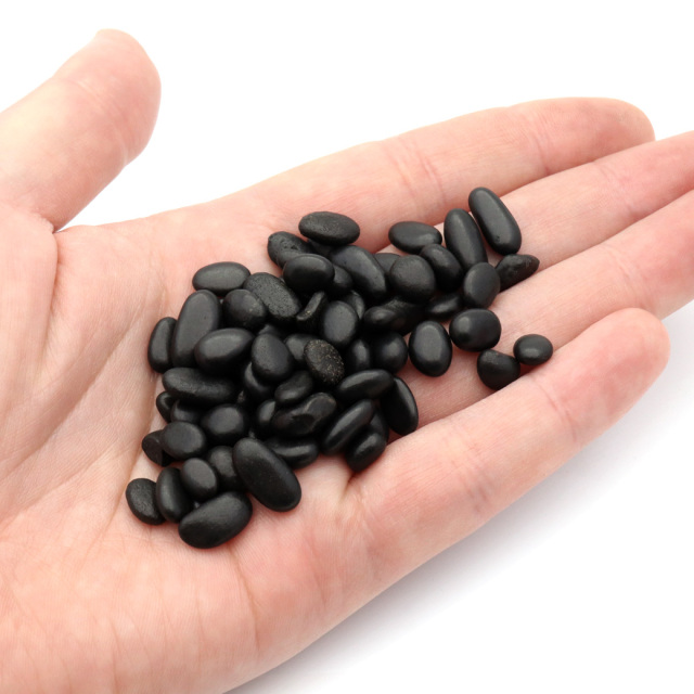 シュンガイト さざれ石 本物 チップ 小サイズ 100g シュンガ石 カレリア共和国産 フラーレン炭素 Shungite 天然石 パワーストーン