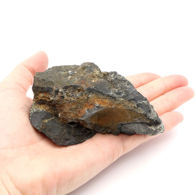 シュンガイト 原石 ロシア カレリア共和国シュンガ 天然石 1点物 パワーストーン Shungite シュンガ石