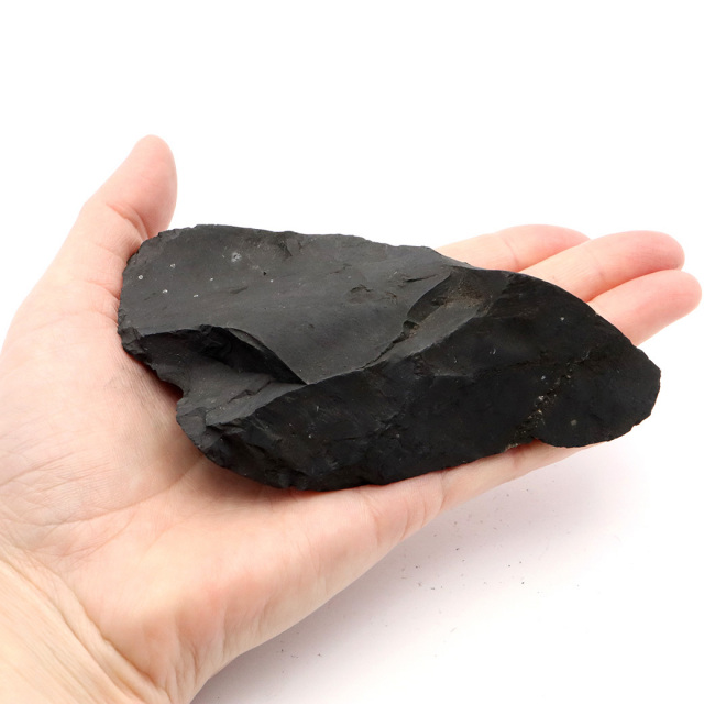 シュンガイト 原石 ロシア カレリア共和国シュンガ 天然石 1点物 パワーストーン Shungite シュンガ石