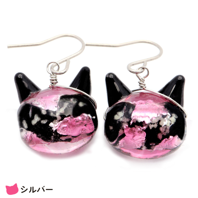 ホタルガラス ピアス 猫 光る ピンク 蓄光 かわいい フック レディース 両耳用 沖縄 お土産 おしゃれ とんぼ玉 ねこ ネコ にゃんこ