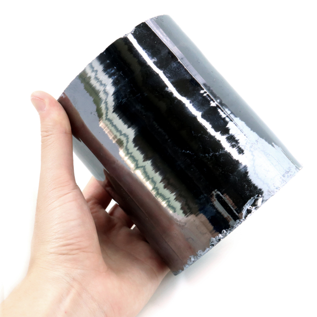 約2.7kg テラヘルツ鉱石 純度15N ラフ原石 円柱型 パワーストーン