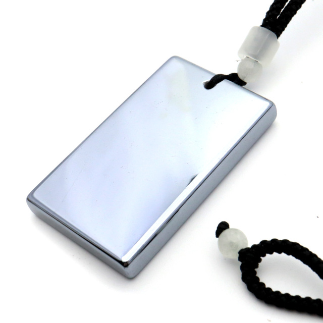 テラヘルツ鉱石 本物 ペンダント スクエア ネックレス かっこいい 鏡面仕上げ 紐 アジャスター おしゃれ 効果 健康 男性 女性