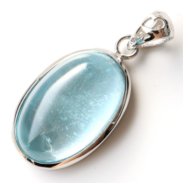 ブルートパーズ ペンダント Silver925 チェーン付き 1点物