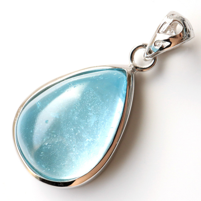 ブルートパーズ ペンダント Silver925 チェーン付き 1点物