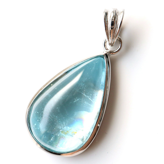 ブルートパーズ ペンダント Silver925 チェーン付き 1点物