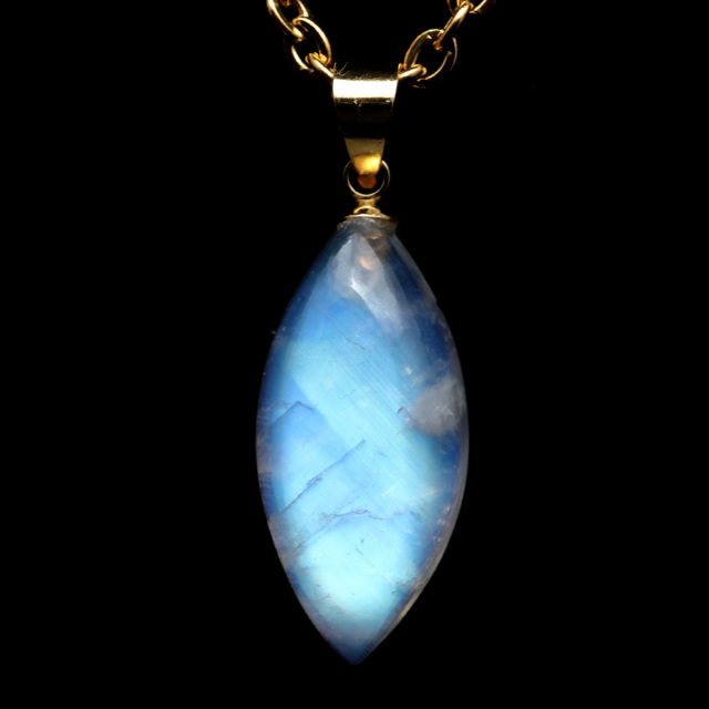 ムーンストーン ネックレス しずく ドロップ 6月 誕生石 天然石 レインボー ムーンストーン ペンダント 長石 moonstone