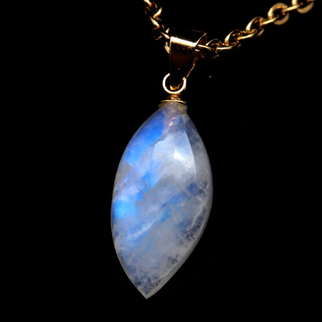 ムーンストーン ネックレス 6月 誕生石 天然石 レインボー ムーンストーン ペンダント 長石 moonstone 母の日 ギフト