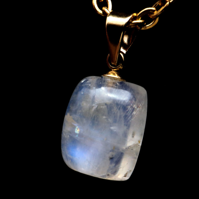 ムーンストーン ネックレス 6月 誕生石 天然石 レインボー ムーンストーン ペンダント 長石 moonstone 母の日 ギフト