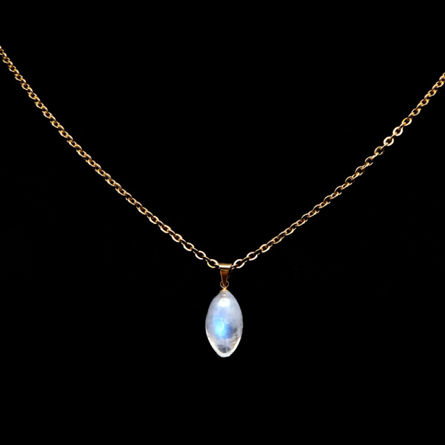 ムーンストーン ネックレス 6月 誕生石 天然石 レインボー ムーンストーン ペンダント 長石 moonstone 母の日 ギフト