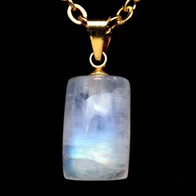 ムーンストーン ネックレス 6月 誕生石 天然石 レインボー ムーンストーン ペンダント 長石 moonstone 母の日 ギフト