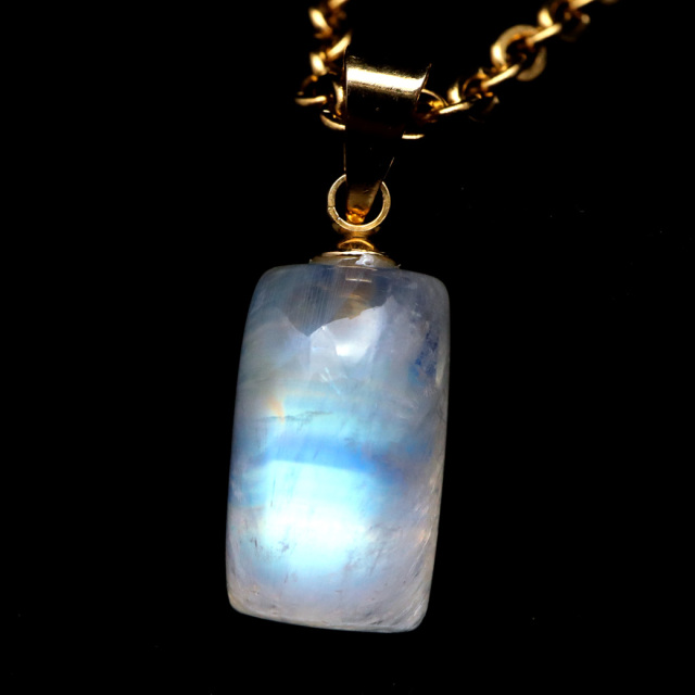 ムーンストーン ネックレス 6月 誕生石 天然石 レインボー ムーンストーン ペンダント 長石 moonstone 母の日 ギフト