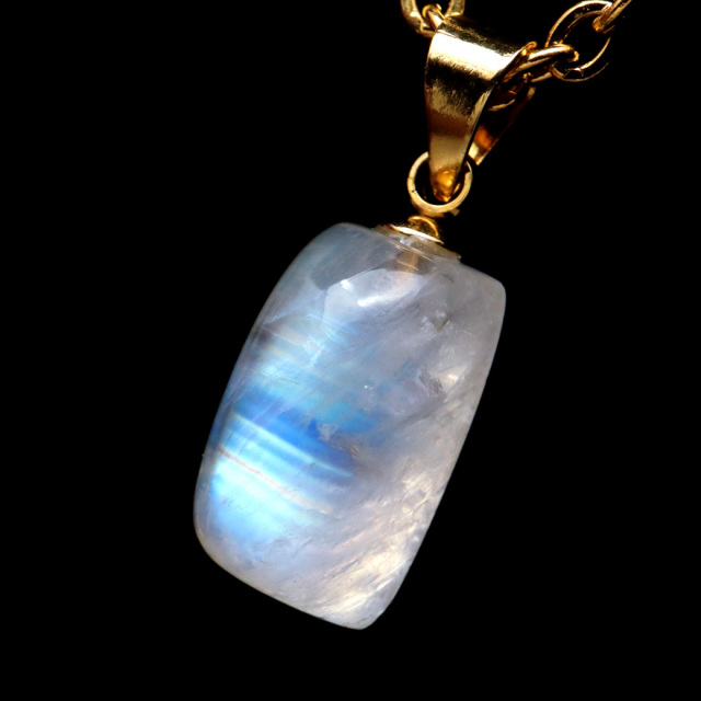 ムーンストーン ネックレス 6月 誕生石 天然石 レインボー ムーンストーン ペンダント 長石 moonstone 母の日 ギフト