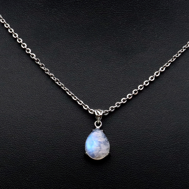 レインボー ムーンストーン ネックレス 6月 誕生石 天然石 ペンダント Siver925