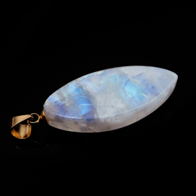 ムーンストーン ネックレス 6月 誕生石 天然石 レインボー ムーンストーン ペンダント 長石 moonstone