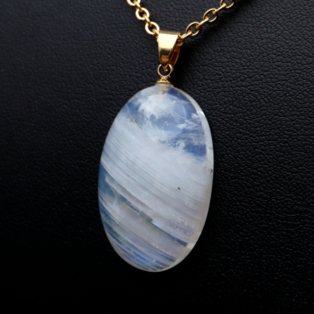 ムーンストーン ネックレス 6月 誕生石 天然石 レインボー ムーンストーン ペンダント 長石 moonstone 1点物