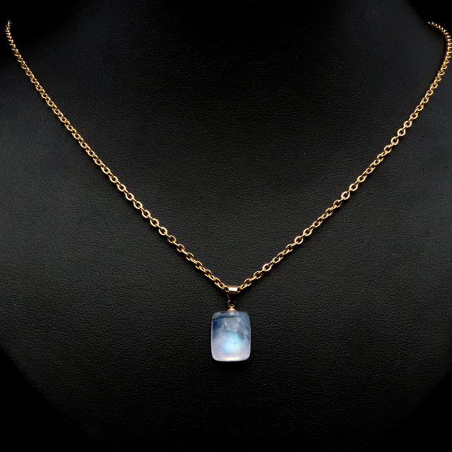 ムーンストーン ネックレス 6月 誕生石 天然石 レインボー ムーンストーン ペンダント 長石 moonstone 母の日 プレゼント