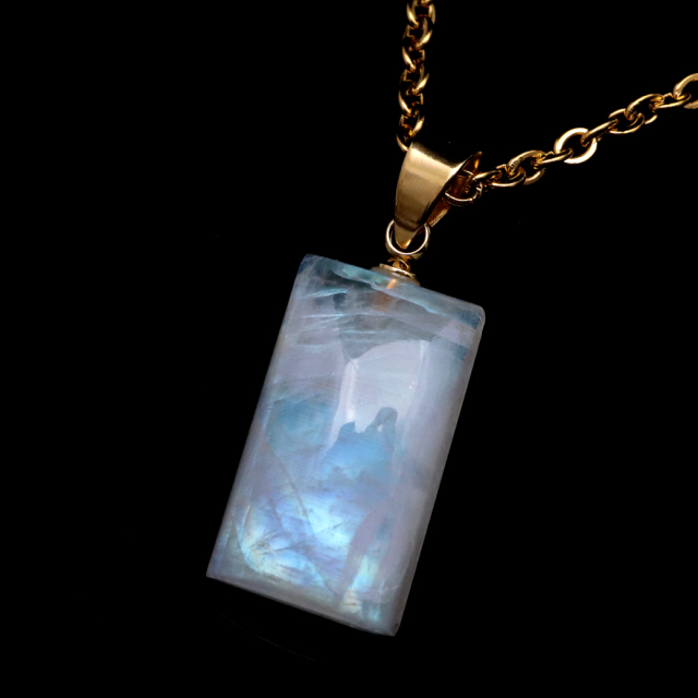 ムーンストーン ネックレス 6月 誕生石 天然石 レインボー ムーンストーン ペンダント 長石 moonstone 母の日 プレゼント