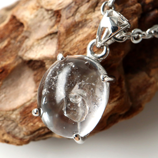 水入り水晶 | 太古のロマンを感じさせる奇跡の水晶