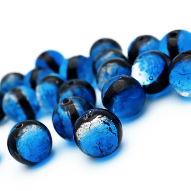 ヨナグニブルー ホタルガラス 8mm 光る 粒売り 1粒 とんぼ玉 沖縄 お土産 与那国島