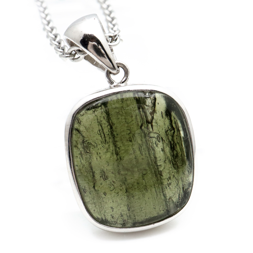 モルダバイト ネックレス 鑑別書付き 天然石 ペンダント 超高品質 龍紋がはっきりと見える 本物 Silver925
