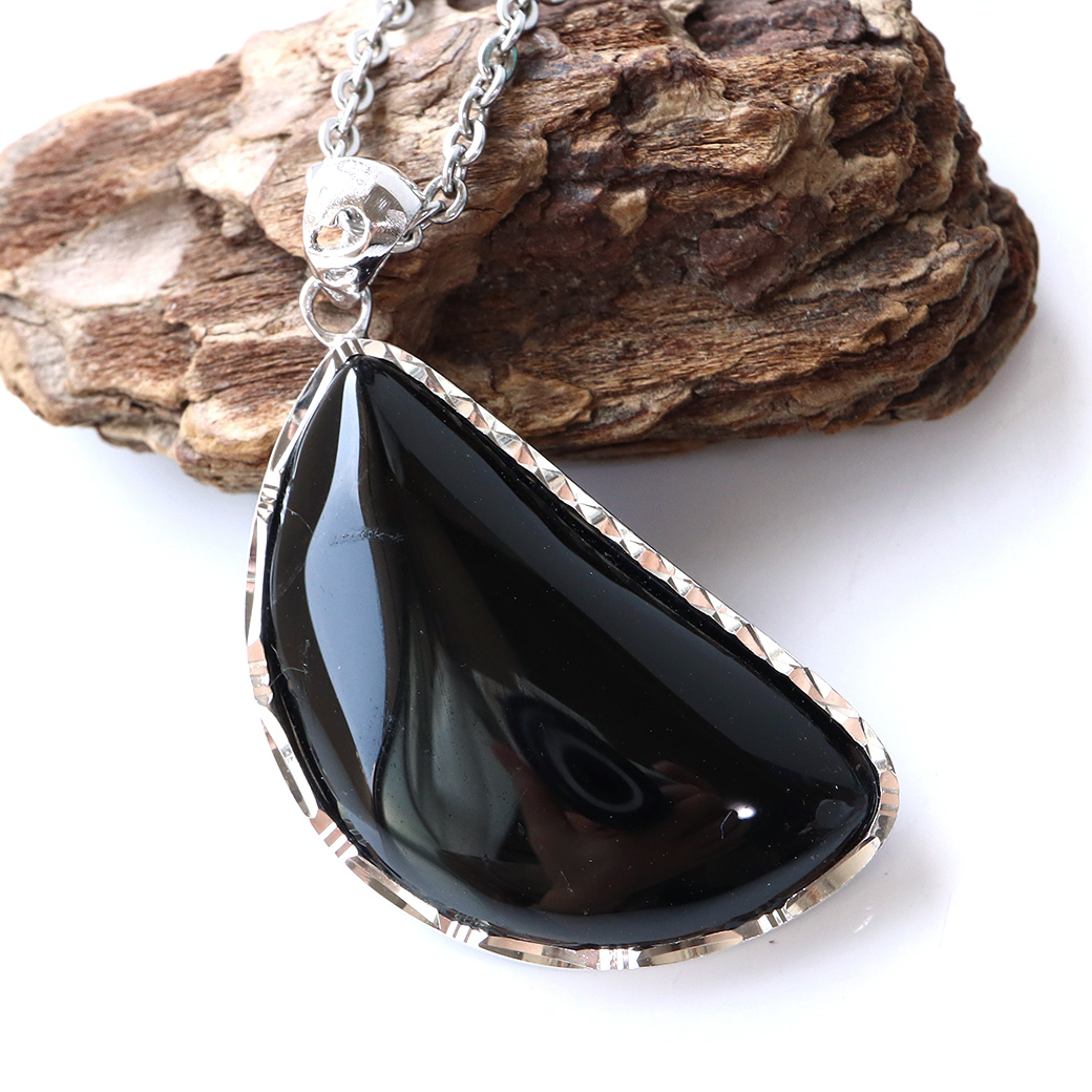 モリオン ペンダント 黒水晶 光を全く通さない高品質 Silver925 サージカルステンレス製チェーン付き