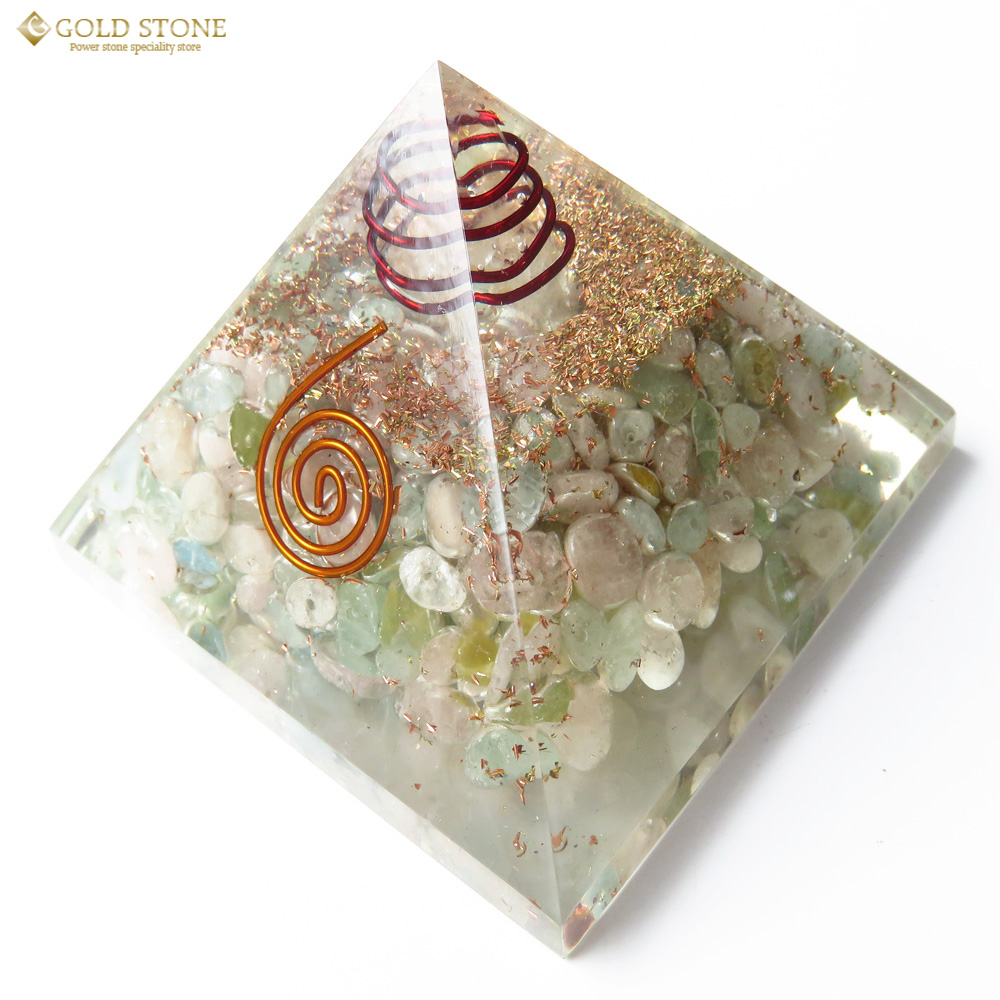 ベリル使用 水晶単結晶入り オルゴナイトピラミッド 大人気スピリチュアルグッズ 幅約65-70mm前後