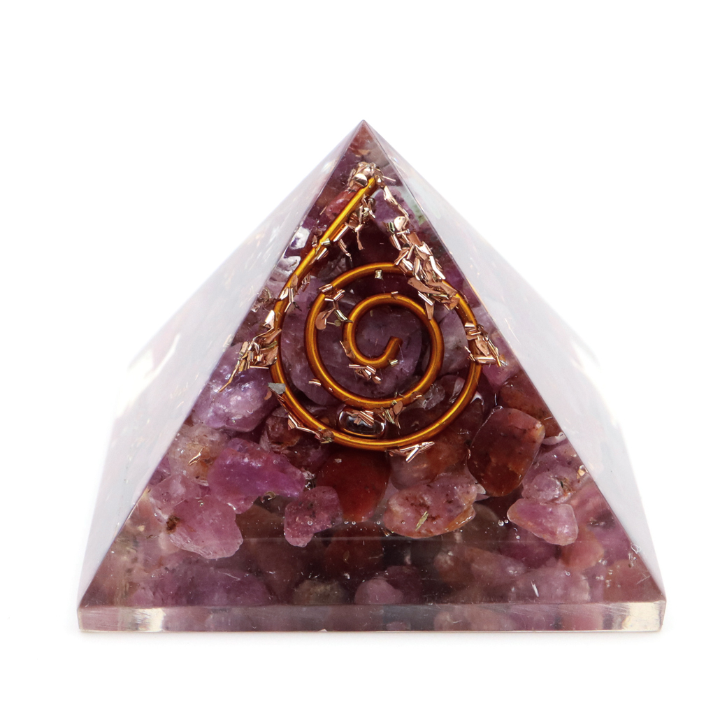 ルビー使用 オルゴナイト ピラミッド 大人気 スピリチュアルグッズ 幅約30mm前後