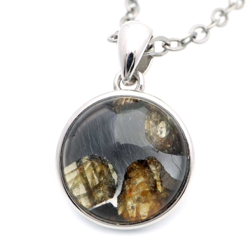 パラサイト隕石 ネックレス 石鉄隕石 ケニア産 ペンダント かんらん石 1点物