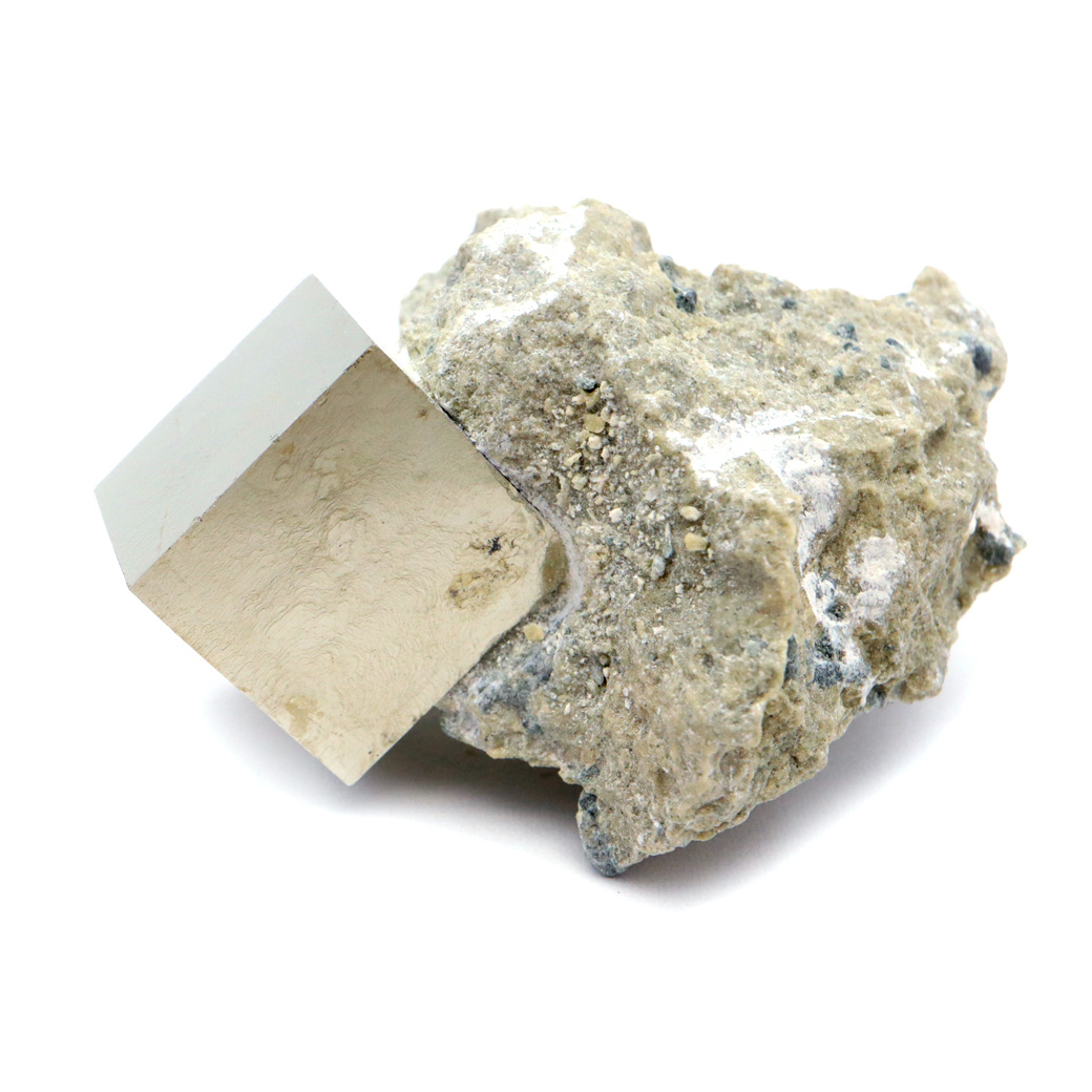 パイライト 原石 母岩付き スペイン ナバフン産 キュービック 結晶 1点もの 黄鉄鉱 pyrite パワーストーン 天然石