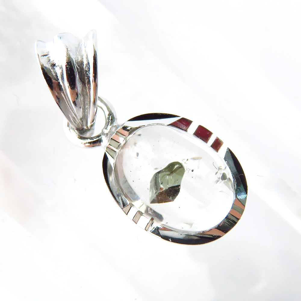 パイライト イン クォーツ ペンダント高品質 Silver925 チェーン付き ブラジル産