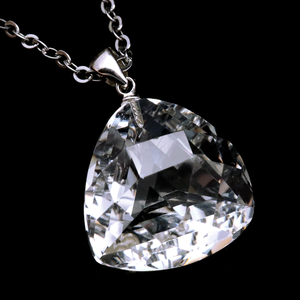 水晶 ペンダント 宝石質 AAA ネックレス トライアングルカット SILVER925 4月 誕生石 天然石 パワーストーン crystal