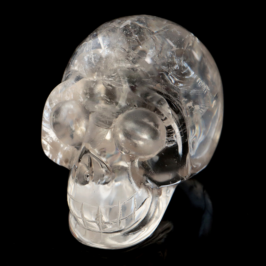 クリスタル スカル 天然水晶 虹入り 骸骨 置物  アイリスクォーツ ドクロ ブラジル産