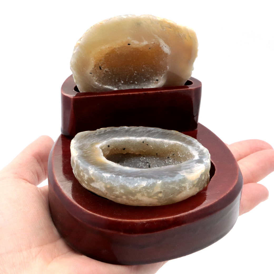 トレジャーメノウ 台付き 1点もの 瑪瑙 風水 聚宝盆瑪瑙 置き物 開運 アゲート パワーストーン 天然石 原石 置物 浄化