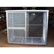 町内会の大型ゴミステーション／2000～2500L（45L×約55袋）